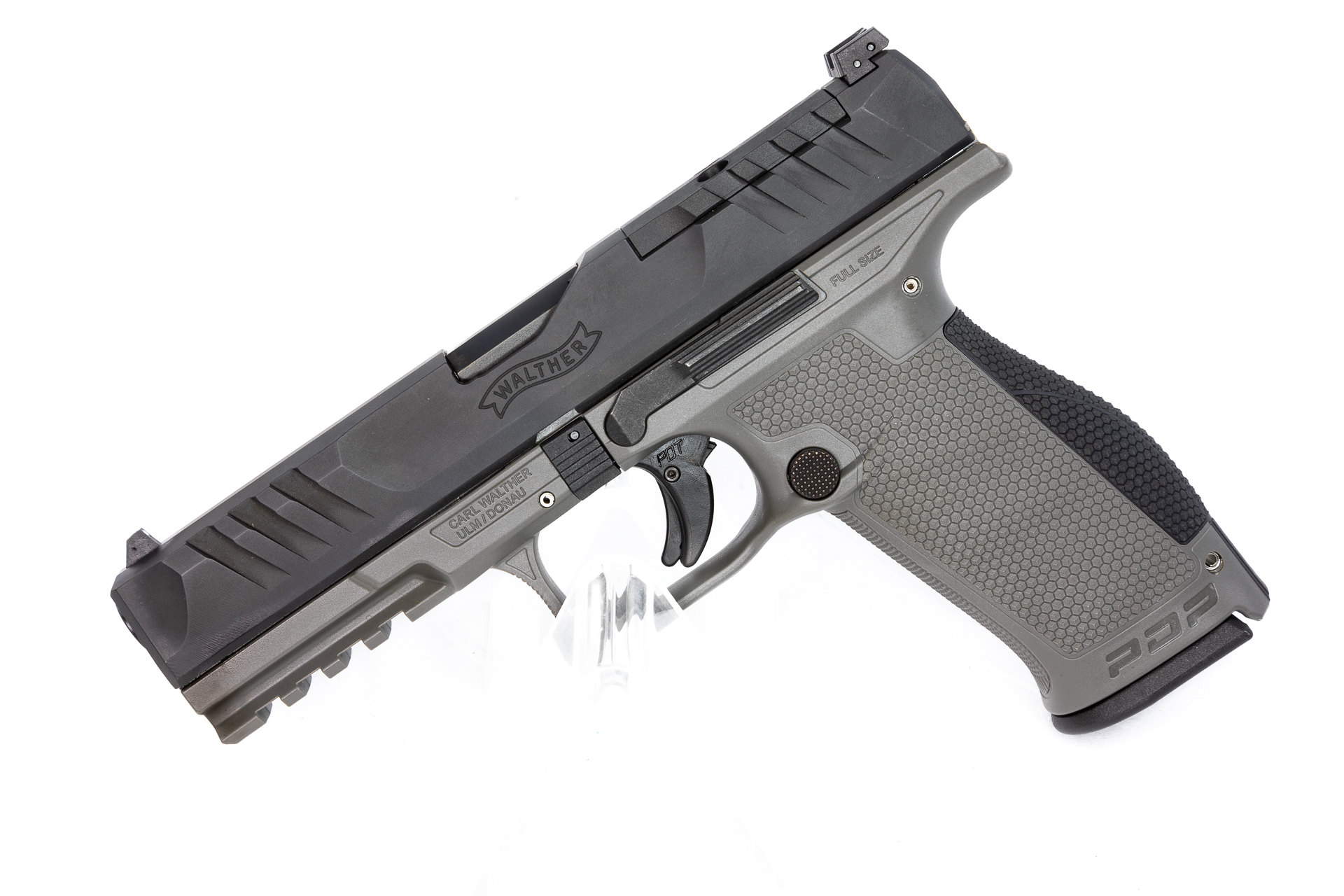 gebr. WALHTER PDP Tungsten Grey 4,5" mit Originalkoffer, NPR: 960,00€ gebr. WALHTER PDP Tungsten Grey 4,5" mit Originalkoffer, NPR: 960,00€