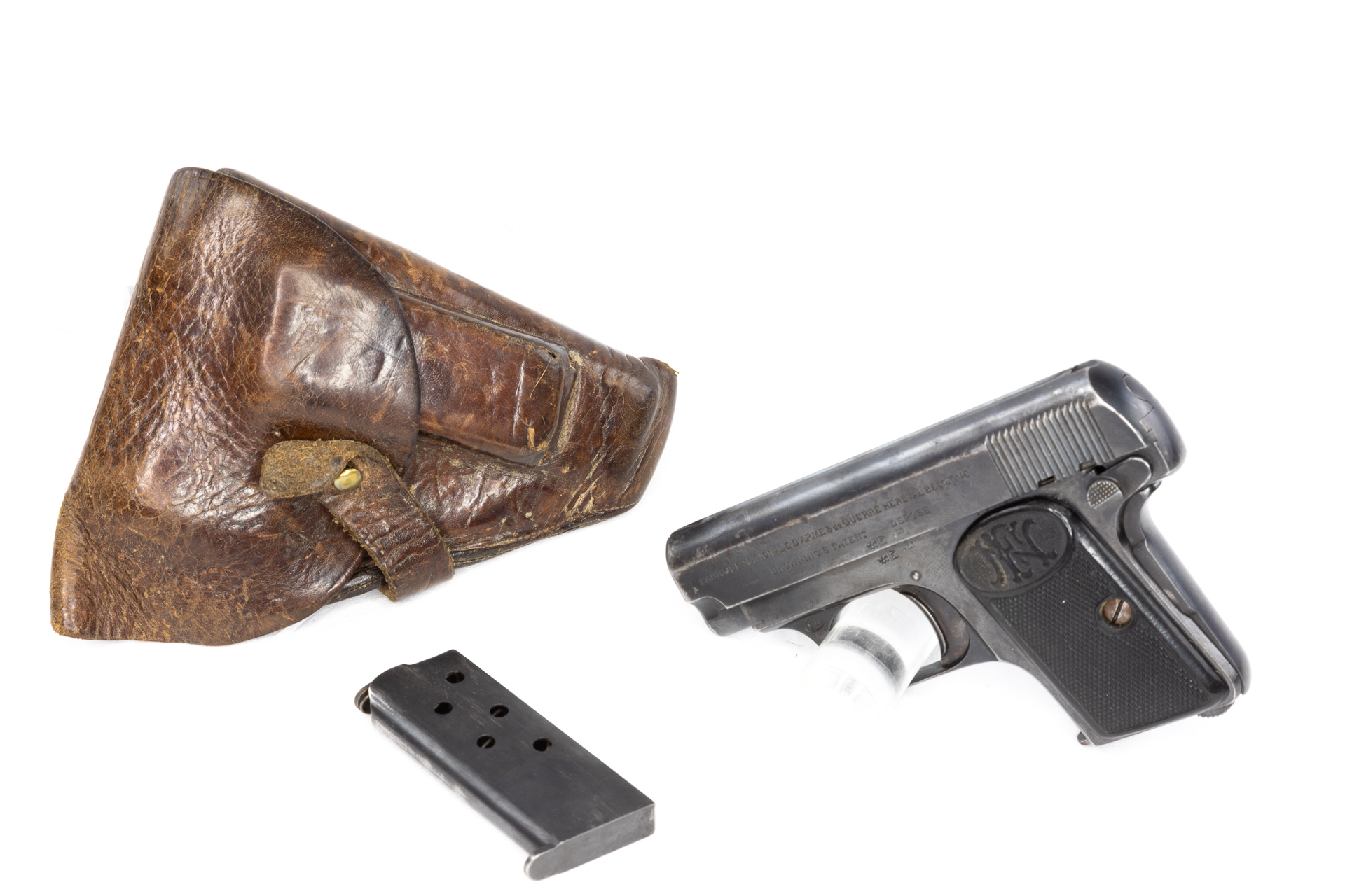 gebr. FN Baby mit Ledertasche und Reservemagazin, Zustand: Gebraucht