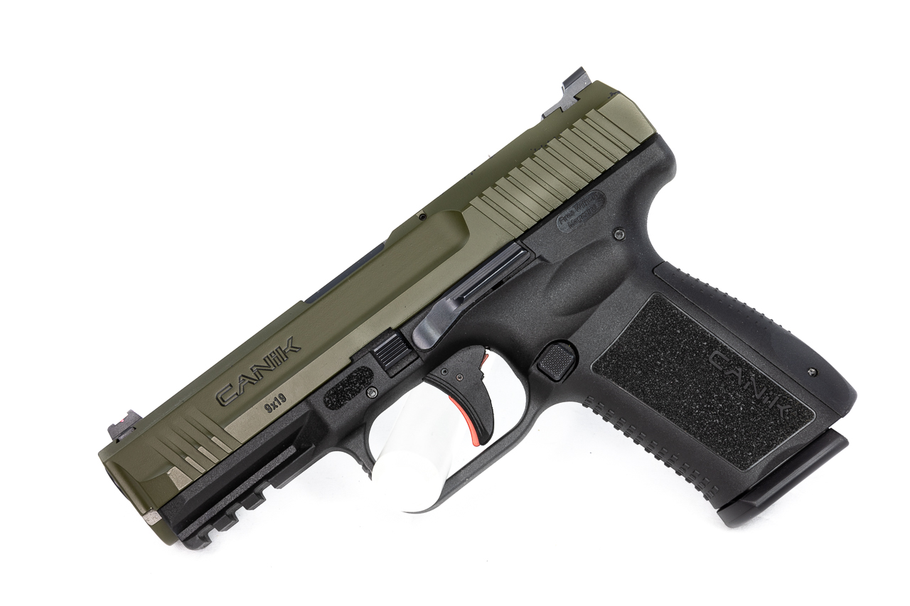 gebr. CANIK TP9 SF Elite im Originalkoffer mit Holster Zustand: Neuwertig NPR: € 999,00 gebr. CANIK TP9 SF Elite im Originalkoffer mit Holster Zustand: Neuwertig NPR: € 999,00