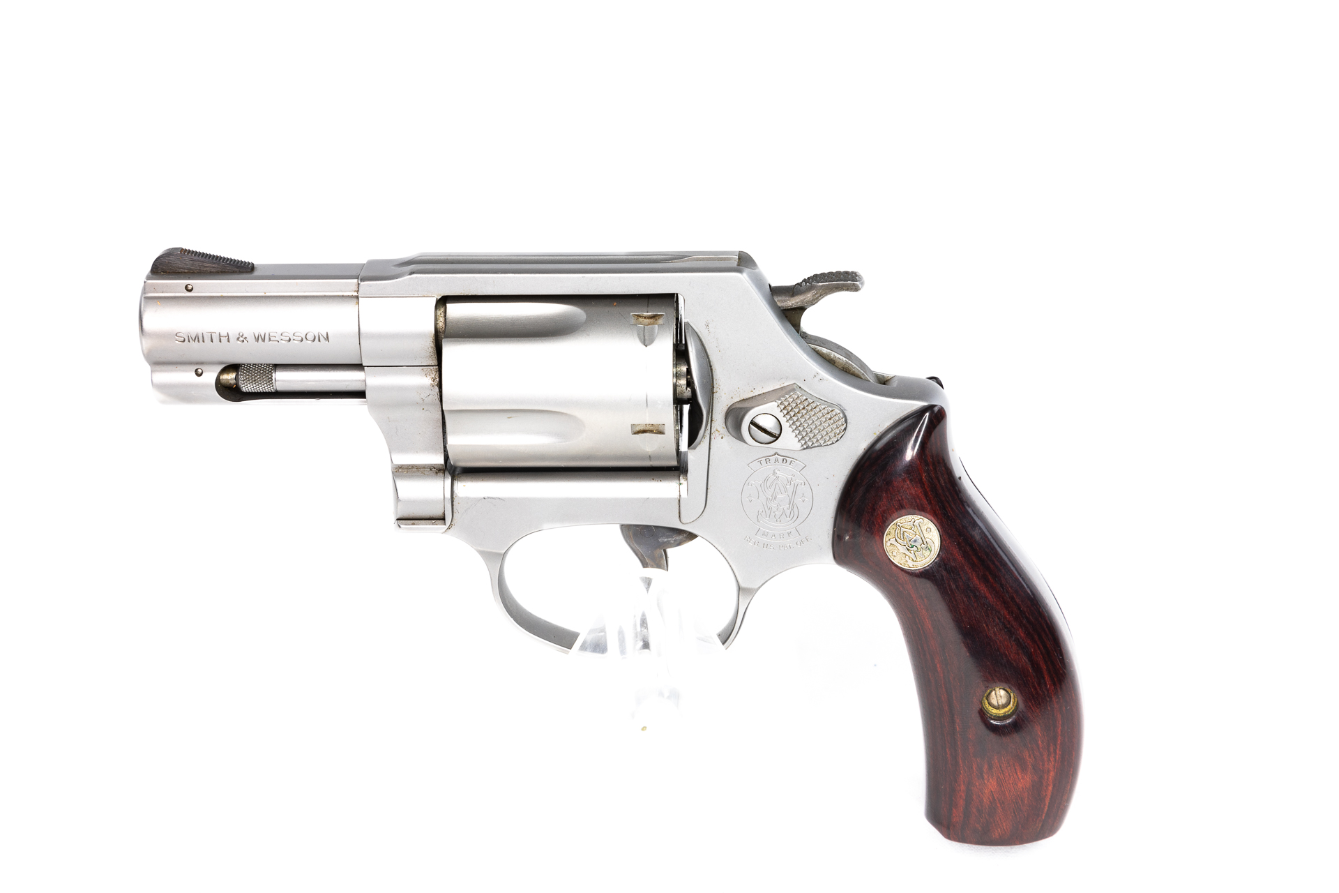 gebr. SMITH & WESSON Revolver Mod. 60 Lady Smith, 3" mit Rosenholzgriff, Zustand: Sehr gut, NPR: € 1.562,00 gebr. SMITH & WESSON Revolver Mod. 60 Lady Smith, 3" mit Rosenholzgriff, Zustand: Sehr gut, NPR: € 1.562,00