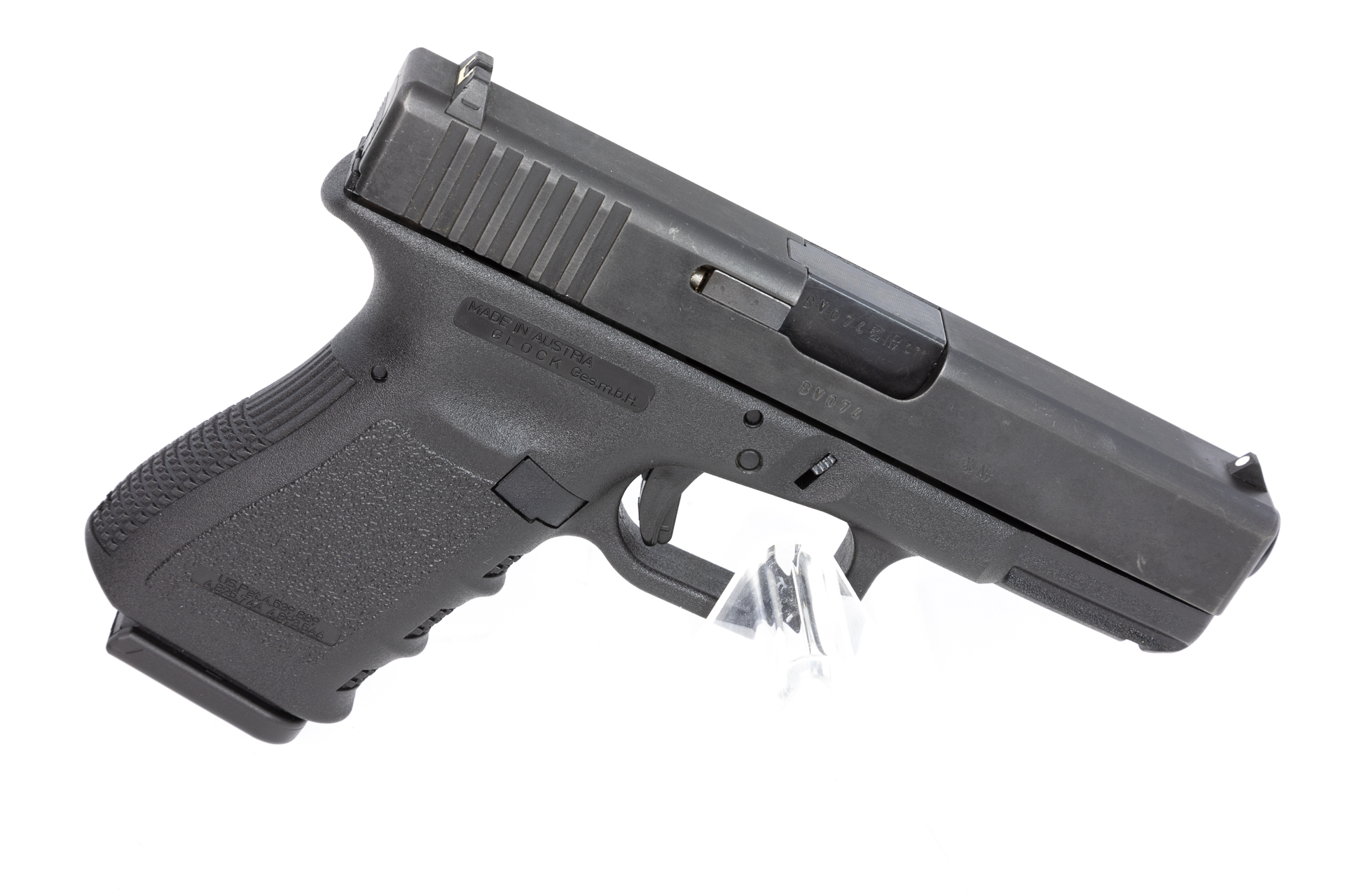 gebr. GLOCK 19 Gen 3 mit Reservemagazin und Cop Holster, Zustand: Sehr gut gebr. GLOCK 19 Gen 3 mit Reservemagazin und Cop Holster, Zustand: Sehr gut